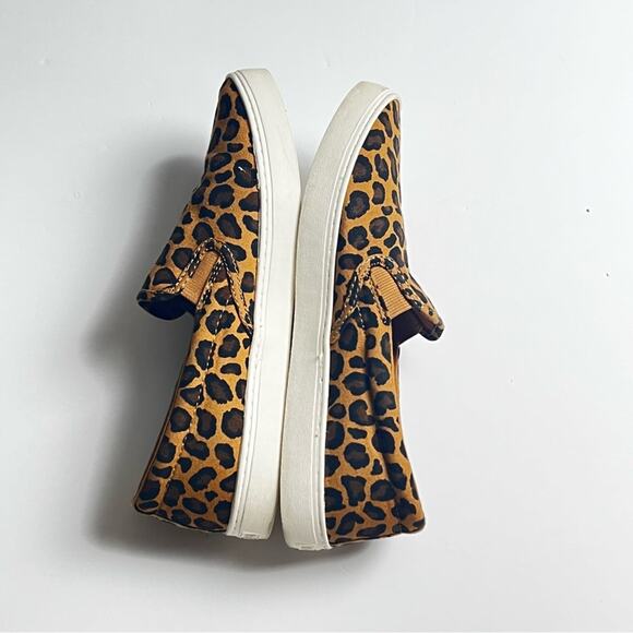 Old Navy Women's Slip On Canvas Animal Print Style Sneakers Sz 8 - Picture 7 of 9